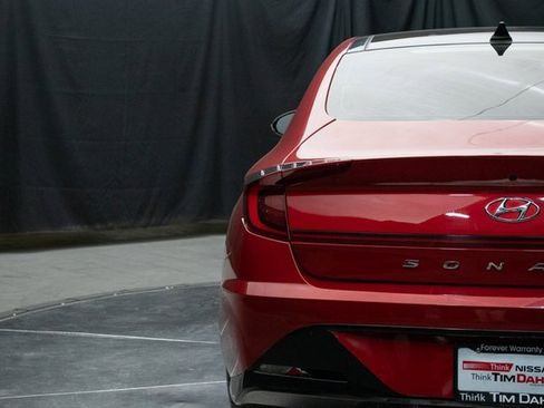 Used 2021 Hyundai Sonata SEL Plus w/ Tech Package image 12