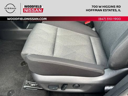 Certified 2026 Nissan Rogue SV AWD/4WD image 23