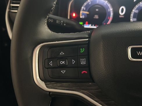 Used 2022 Jeep Wagoneer Series II image 17