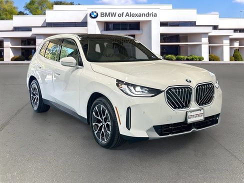Used 2026 BMW X3 xDrive30i AWD/4WD image 3