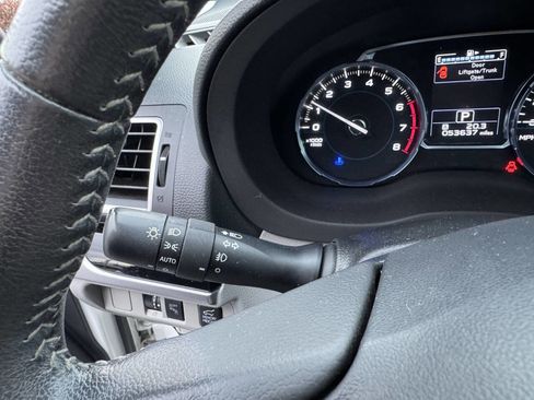 Used 2018 Subaru Forester 2.5i Limited w/ Popular Package #2 image 11