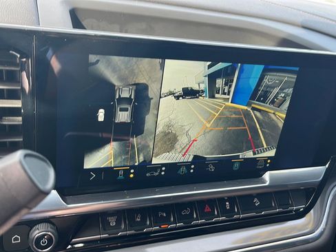 Used 2024 Chevrolet Silverado 2500 High Country w/ High Country Premium Package image 15