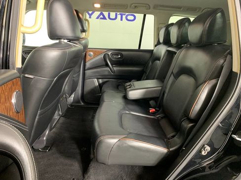 Used 2020 Nissan Armada SL image 33