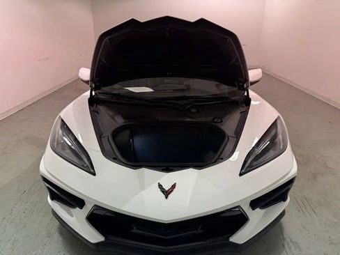 Used 2023 Chevrolet Corvette Stingray Coupe w/ Z51 Performance Package image 9