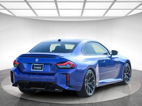 Used 2025 BMW M2 w/ Lighting Package image 4