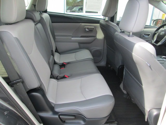 Used 2017 Toyota Prius V Four FWD image 13