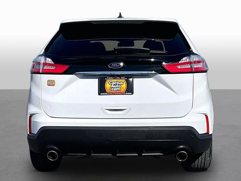 Used 2019 Ford Edge SE w/ SE Fleet Driver's Package image 4