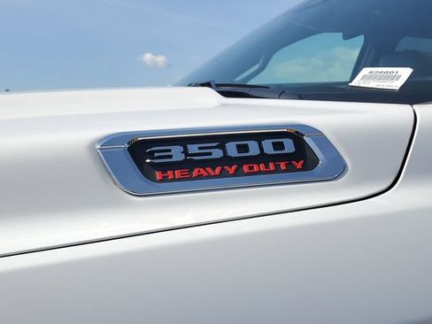 New 2026 RAM 3500 Tradesman w/ Chrome Appearance Group A AWD/4WD image 15