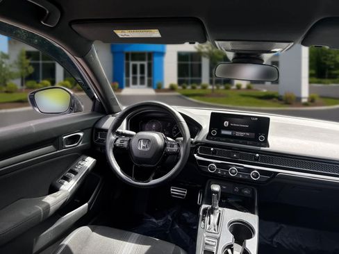 Used 2024 Honda Civic Sport image 31