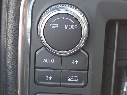 Used 2022 GMC Sierra 1500 Elevation w/ LPO, Elevation Black Package AWD/4WD image 27