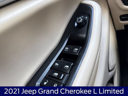Used 2021 Jeep Grand Cherokee L Limited AWD/4WD image 27