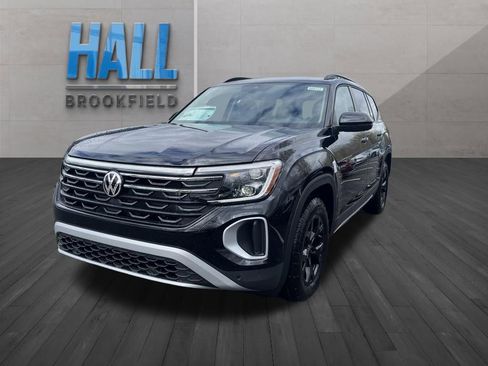 New 2026 Volkswagen Atlas Peak Edition AWD/4WD image 1