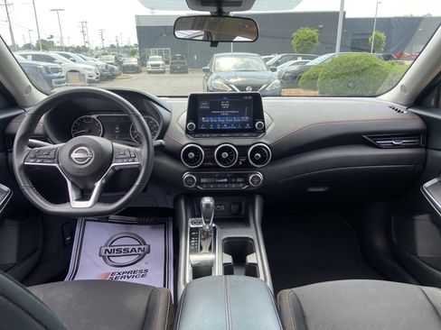 Certified 2024 Nissan Sentra SR FWD image 16