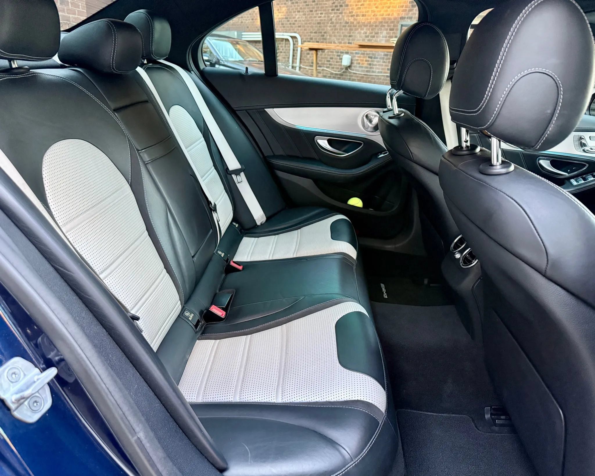 Used 2015 Mercedes-Benz C 63 AMG S image 29