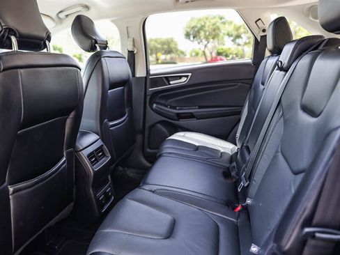 Used 2016 Ford Edge Titanium w/ Technology Package AWD/4WD image 32