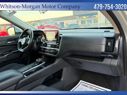 Used 2022 Nissan Pathfinder SV image 36