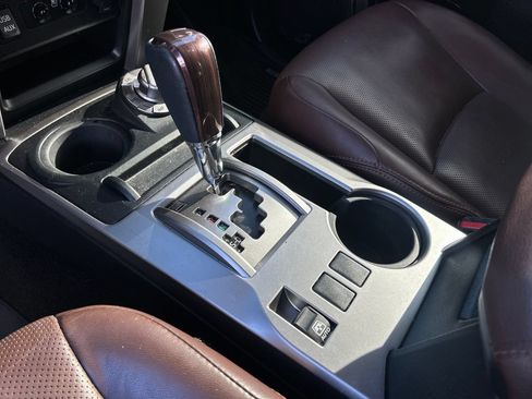 Used 2019 Toyota 4Runner Limited AWD/4WD image 19