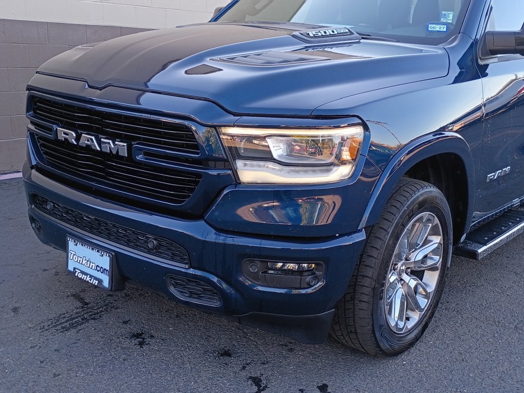 Used 2022 RAM 1500 Laramie w/ Sport Appearance Package AWD/4WD image 11