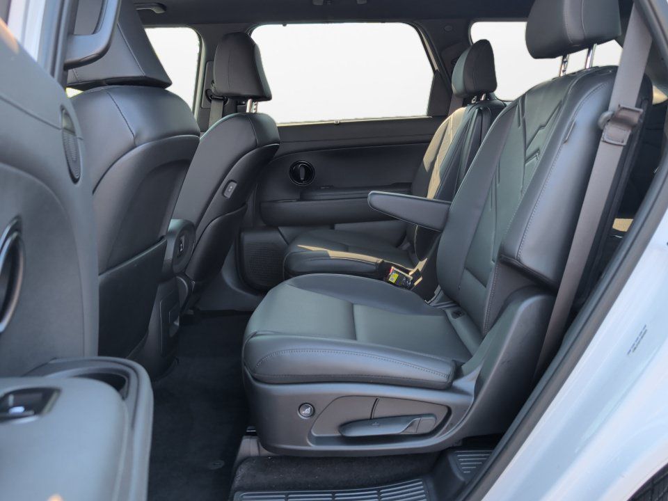 Certified 2026 Hyundai Palisade XRT Pro AWD/4WD image 13
