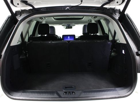 Used 2025 Lincoln Aviator AWD w/ Equipment Group 101A image 15