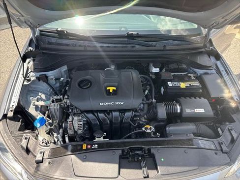 Used 2017 Hyundai Elantra SE w/ SE A/T Tech Package 03 FWD image 26