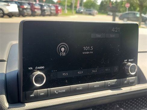 Used 2024 Honda CR-V EX image 13