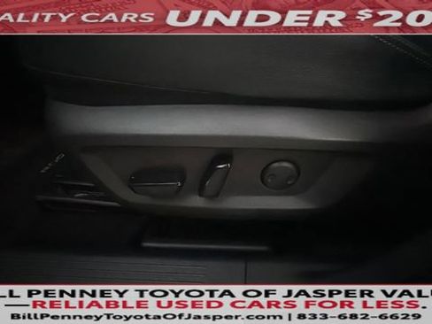 Used 2021 Nissan Rogue SL w/ Premium Package FWD image 16
