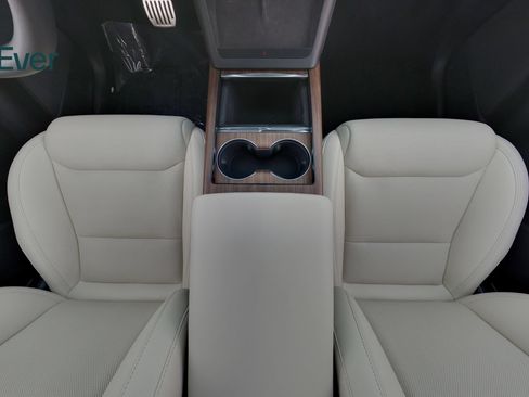 Used 2026 Tesla Model X AWD/4WD image 29