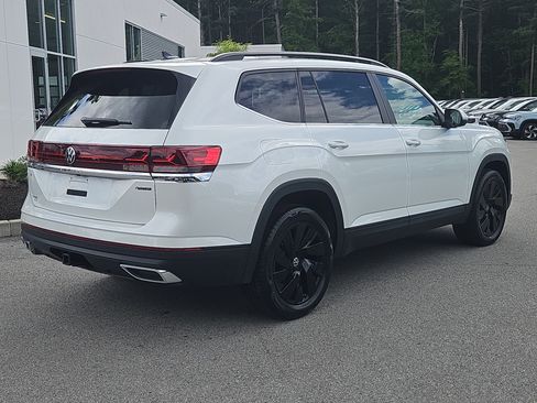 Used 2026 Volkswagen Atlas SE AWD/4WD image 2
