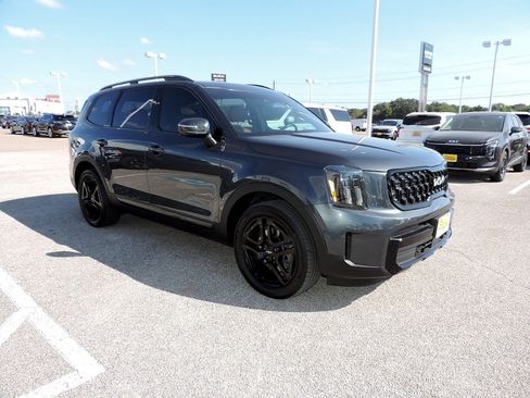 Used 2024 Kia Telluride EX X-Line AWD/4WD image 3