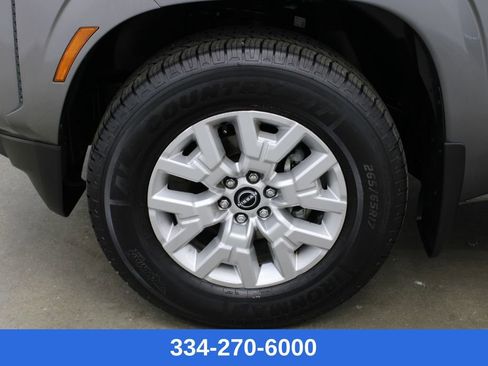 Used 2024 Nissan Frontier SV w/ SV Convenience Package image 26