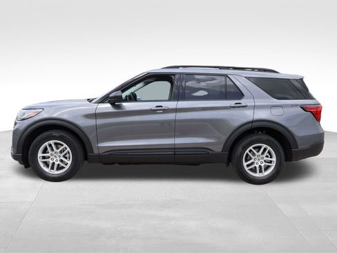 New 2026 Ford Explorer Active AWD/4WD image 2