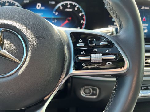 Certified 2023 Mercedes-Benz GLS 450 4MATIC image 20
