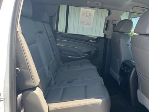 Used 2018 Chevrolet Suburban LT AWD/4WD image 38