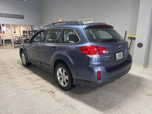 Used 2014 Subaru Outback 2.5i w/ Alloy Wheel Package image 12