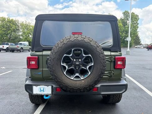 Used 2022 Jeep Wrangler Unlimited Rubicon 4xe AWD/4WD image 4