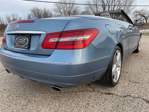 Used 2011 Mercedes-Benz E 350 Cabriolet image 54