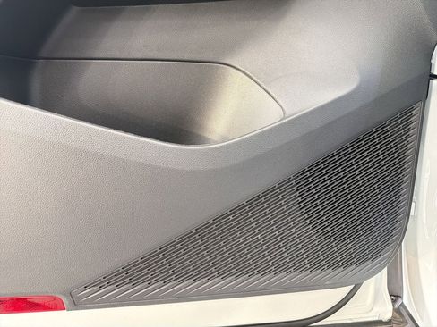 New 2026 Volkswagen Atlas Cross Sport SE image 20