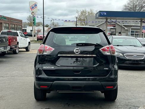Used 2016 Nissan Rogue S AWD/4WD image 5
