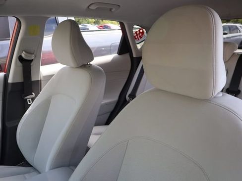 Used 2024 Hyundai Kona SEL AWD/4WD image 11