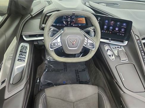 Used 2022 Chevrolet Corvette Stingray Premium Conv w/ Z51 Performance Package image 33