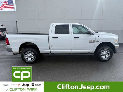 Used 2018 RAM 2500 Tradesman w/ Chrome Appearance Group image 3