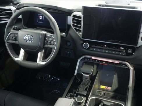 New 2026 Toyota Tundra Limited image 30