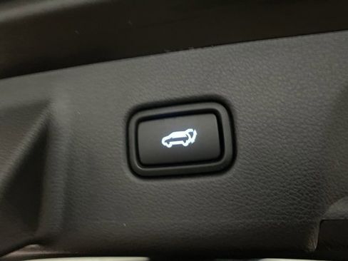 Used 2022 Hyundai Palisade SEL w/ Premium Package image 8