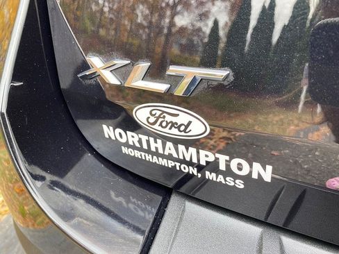 Certified 2022 Ford Explorer XLT w/ Equipment Group 202A image 13