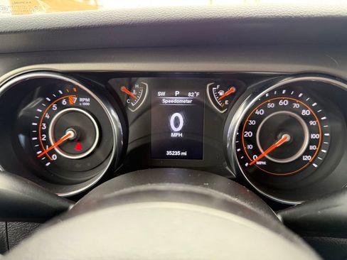 Used 2019 Jeep Wrangler Sport AWD/4WD image 35