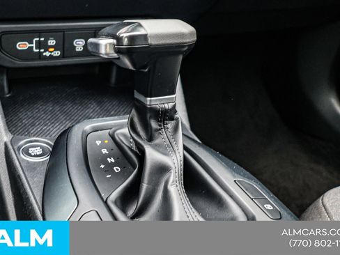 Used 2025 Kia K4 FWD image 33