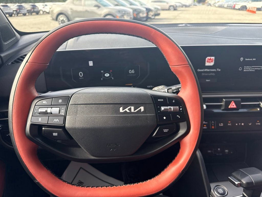 Used 2026 Kia Sportage SX AWD/4WD image 19