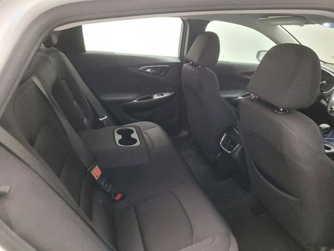 Used 2024 Chevrolet Malibu LT FWD image 19