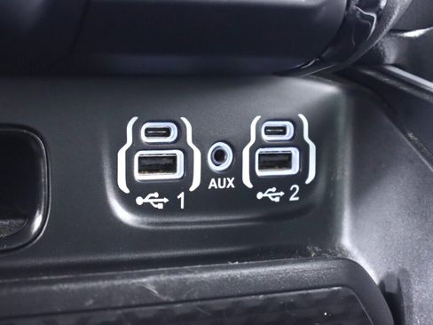 Used 2021 RAM 1500 Big Horn image 29